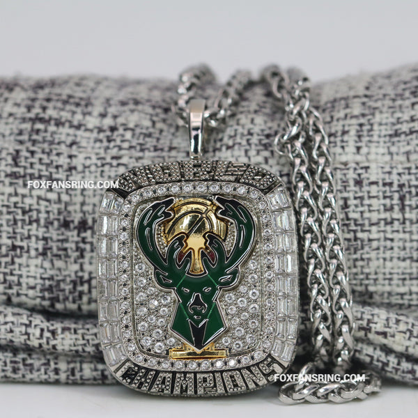 2021 Milwaukee Bucks Super Bowl Championship Pendant (2021) - Premium Series